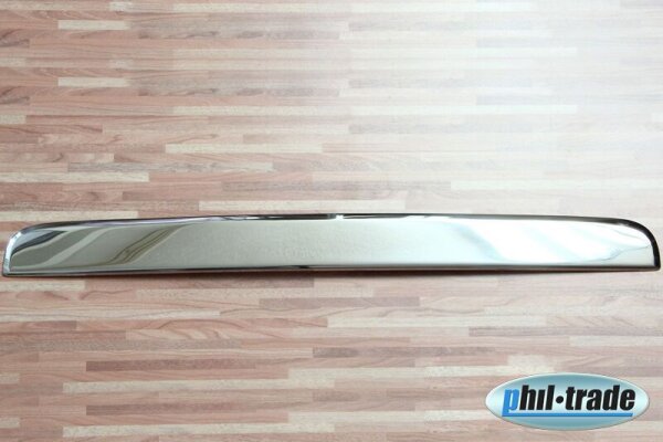 EDELSTAHL KOFFERRAUMLEISTE über KENNZEICHEN für VW T5 | 2003-2015 mit HECKKLAPPE